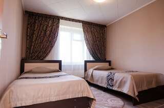 Гостиница Уралочка Челябинск Номер комфорт с 2 односпальными кроватями-1