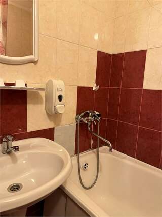 Гостиница Уралочка Челябинск Номер первой категории (Стандарт Twin )-5